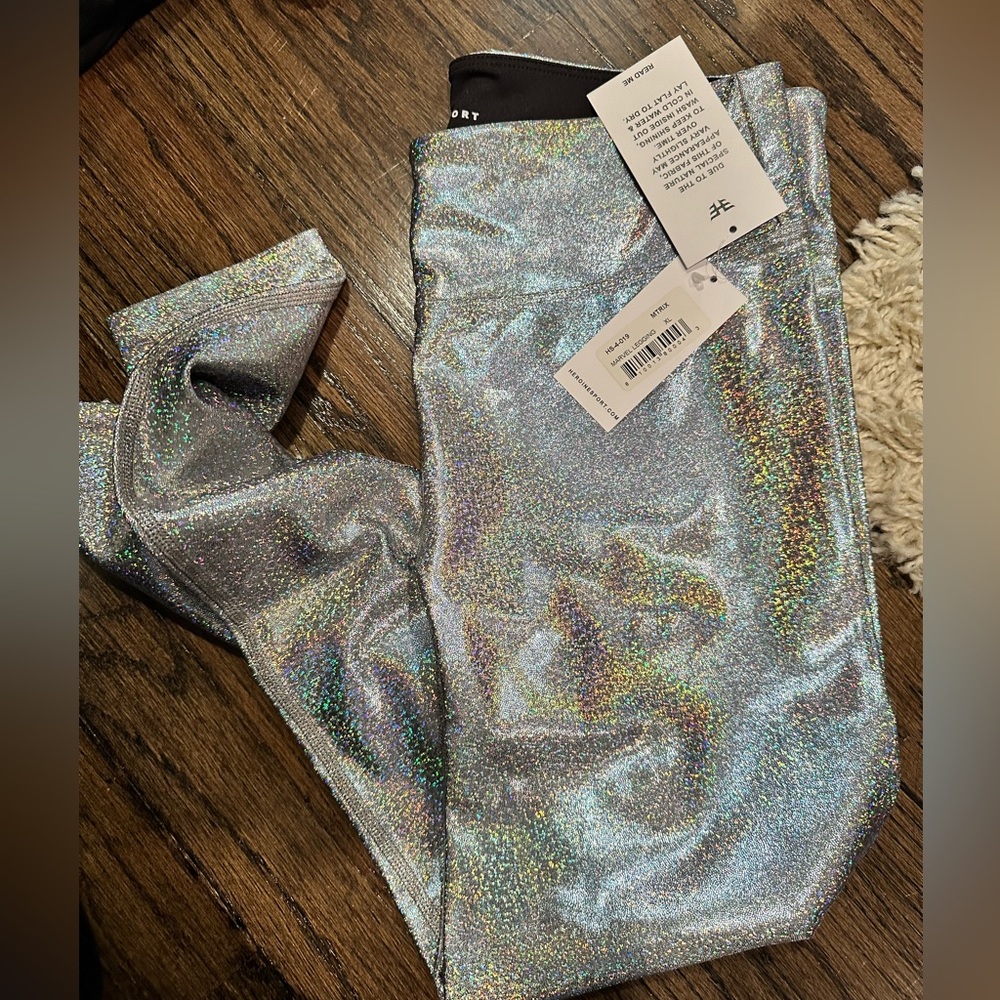 Heroine sport marvel leggings. New with tag. XL